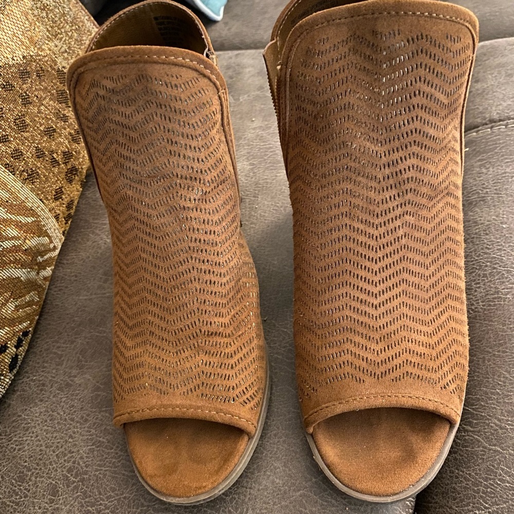 Womens heels